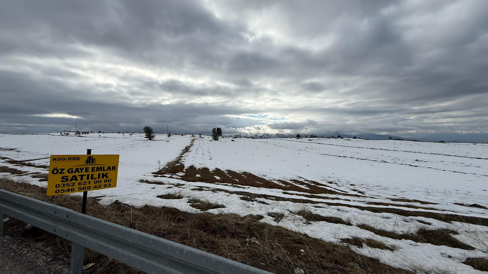 KAYSERİ DEVELİ ÇOMAKLI MAHALLESİ HARAMİ MEVKİİNDE SATILIK TARLA